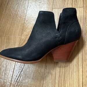 Frye black booties size 7.5